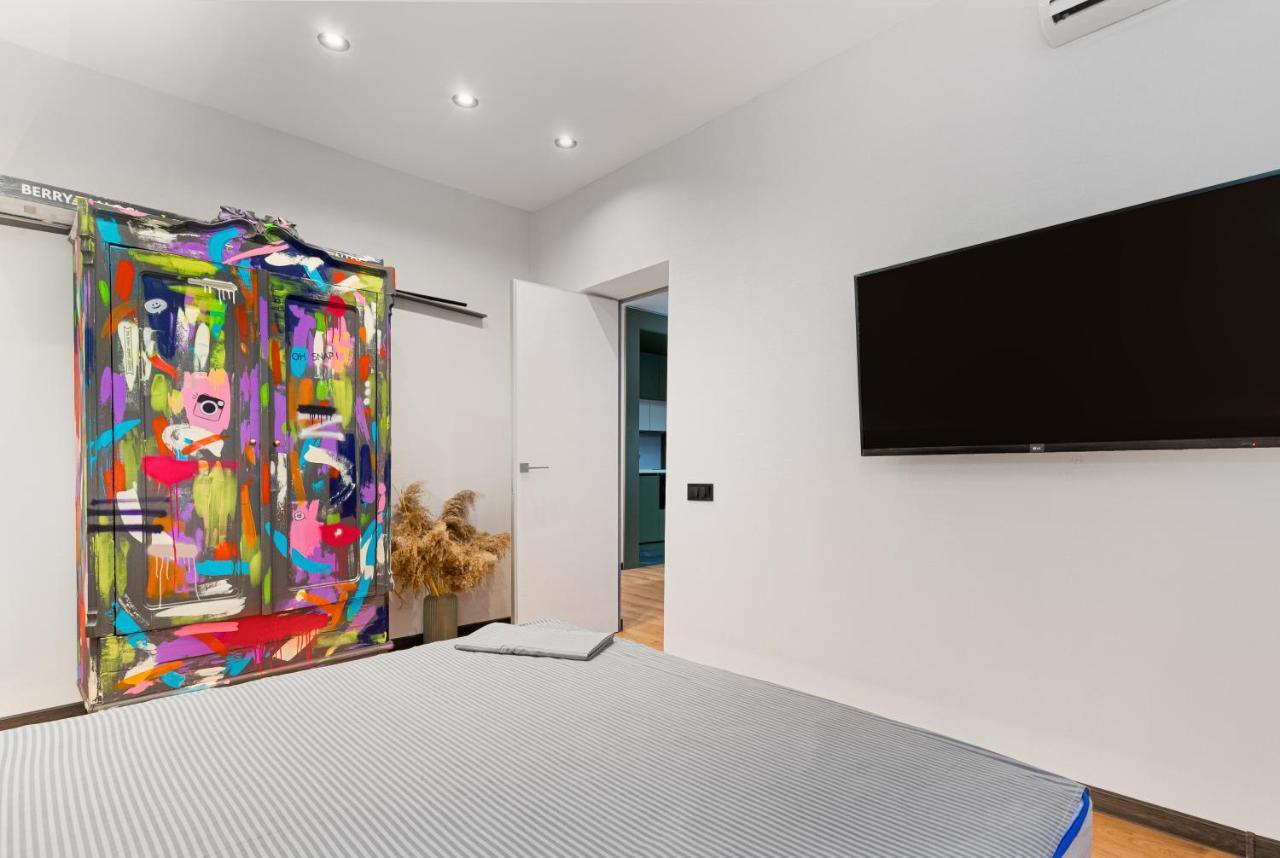 Bloody Lisa Design Apartment Одеса Екстериор снимка
